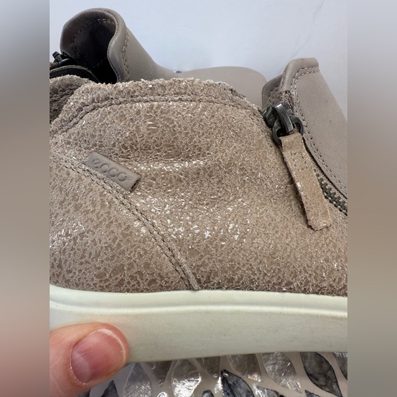 ECCO soft 7 nubuck Gray zip bootie women’s size 9 - Picture 4 of 16